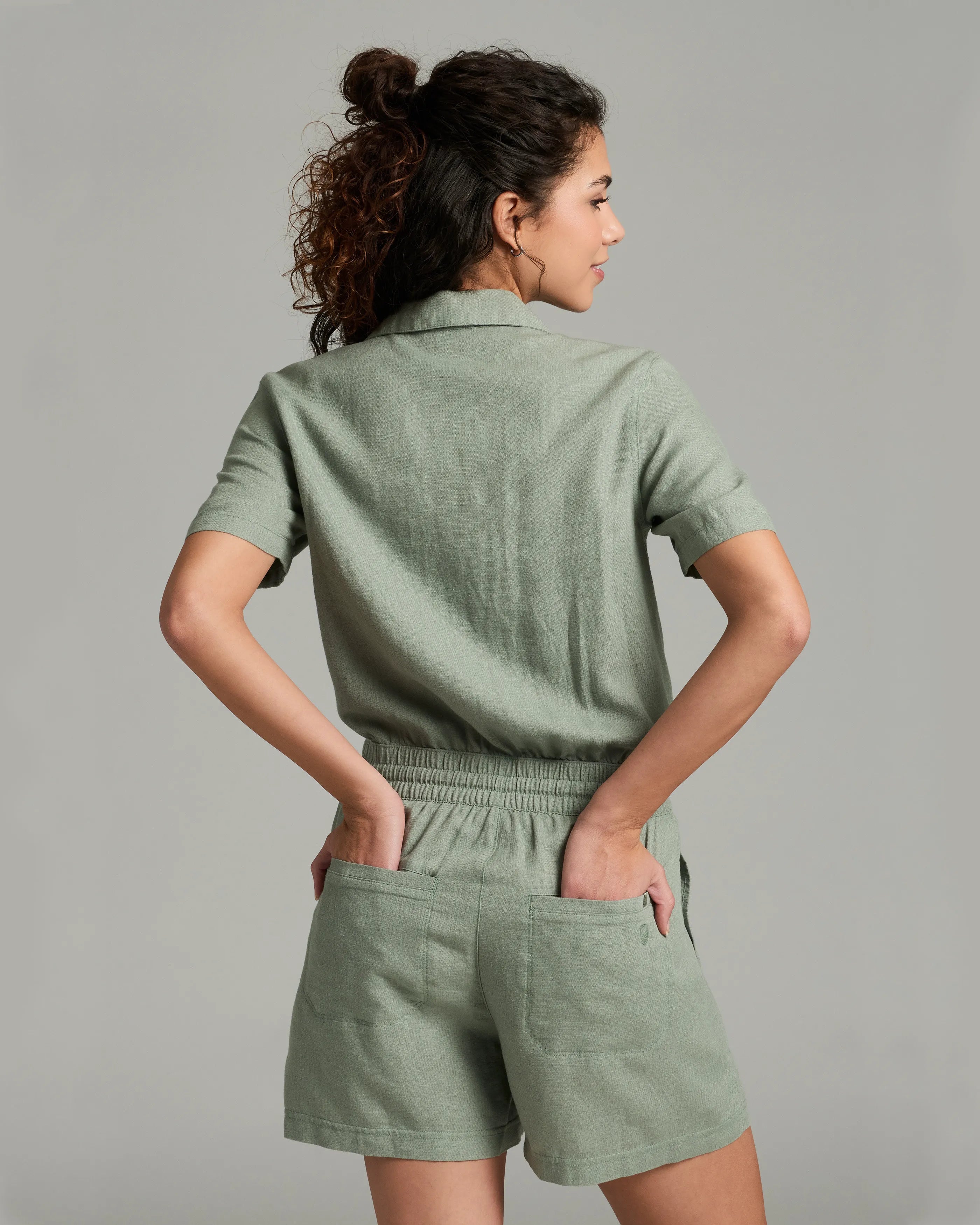 SLATE GREEN