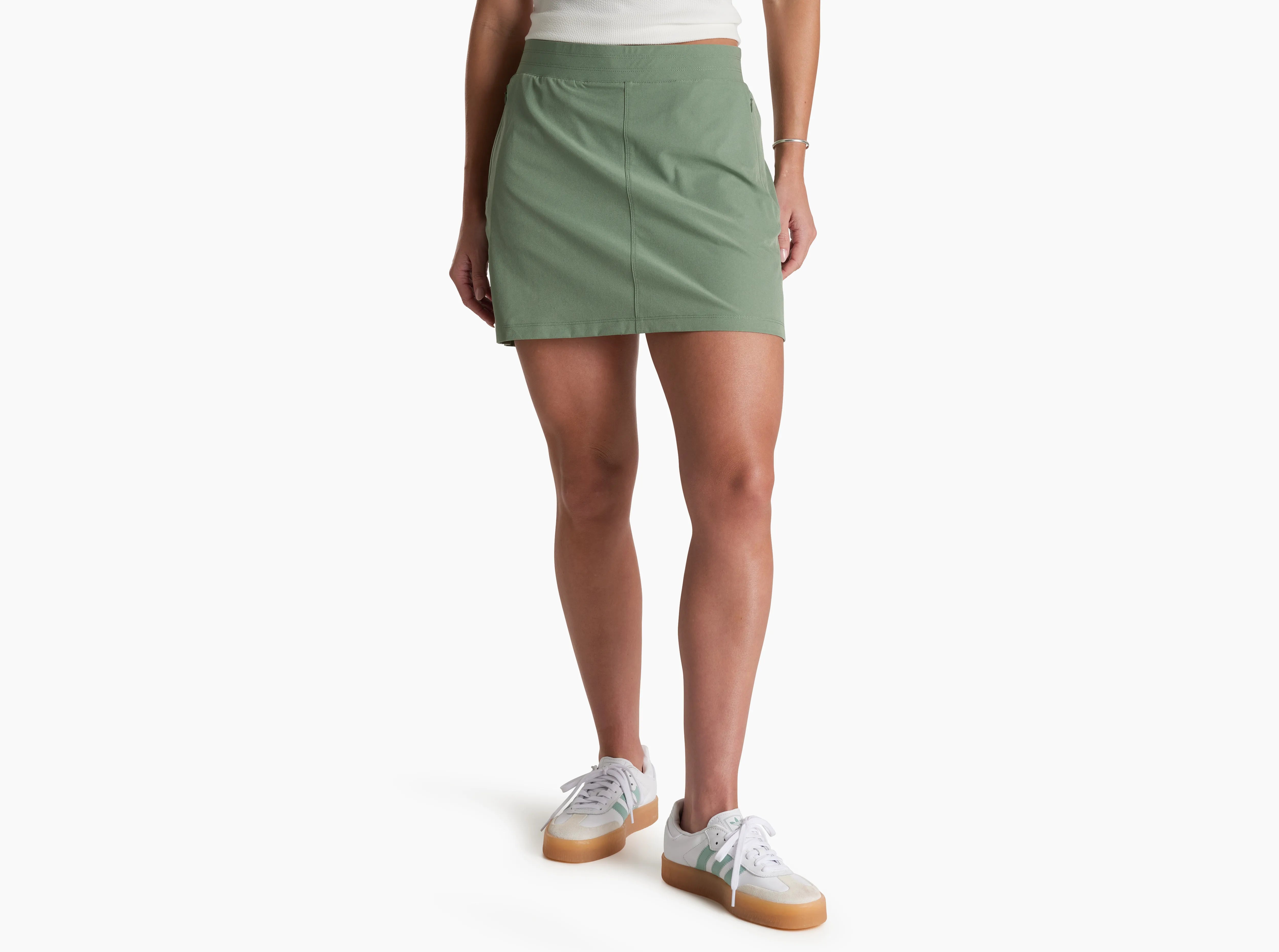 SLATE GREEN