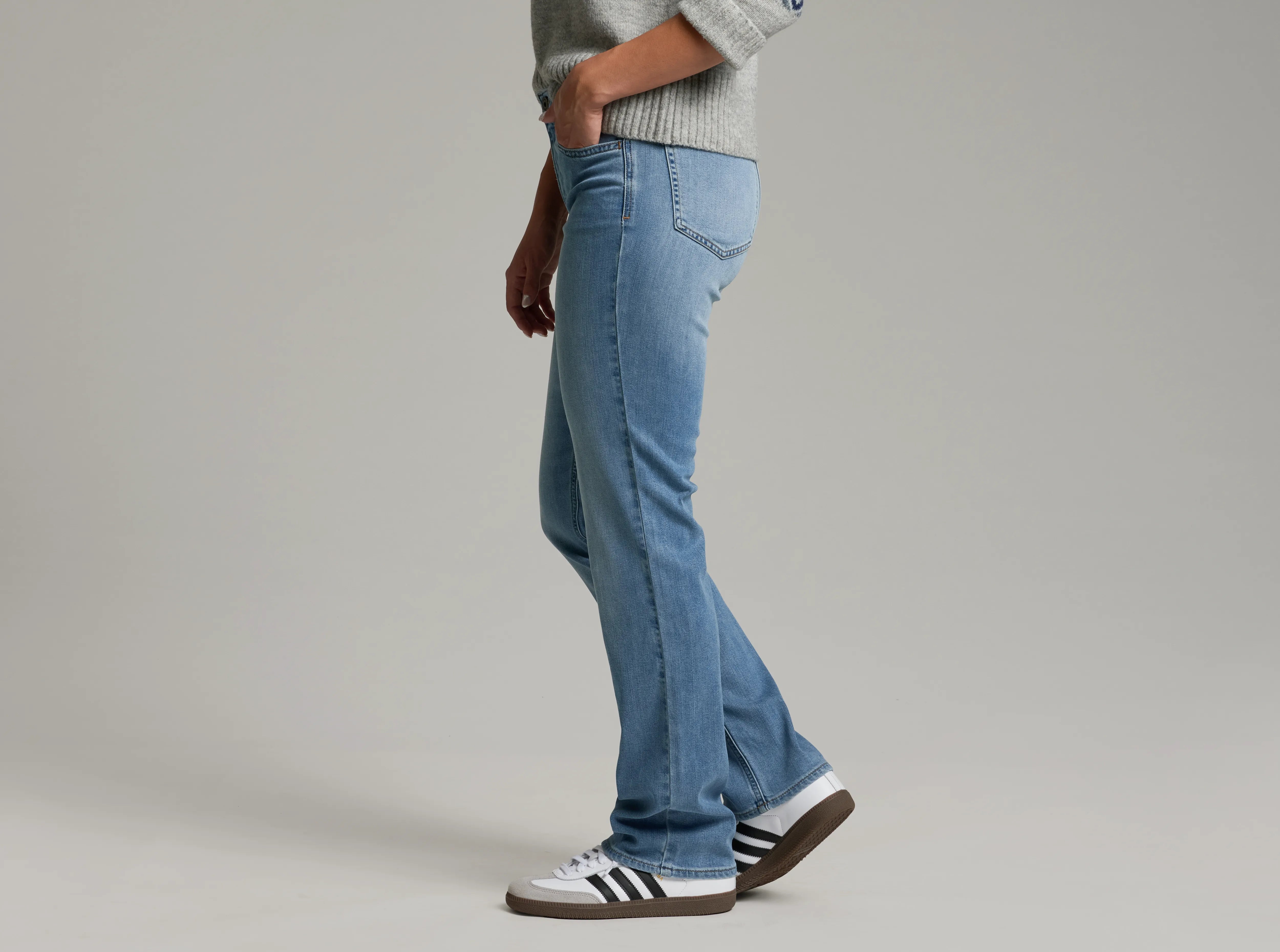 VINTAGE BLUE