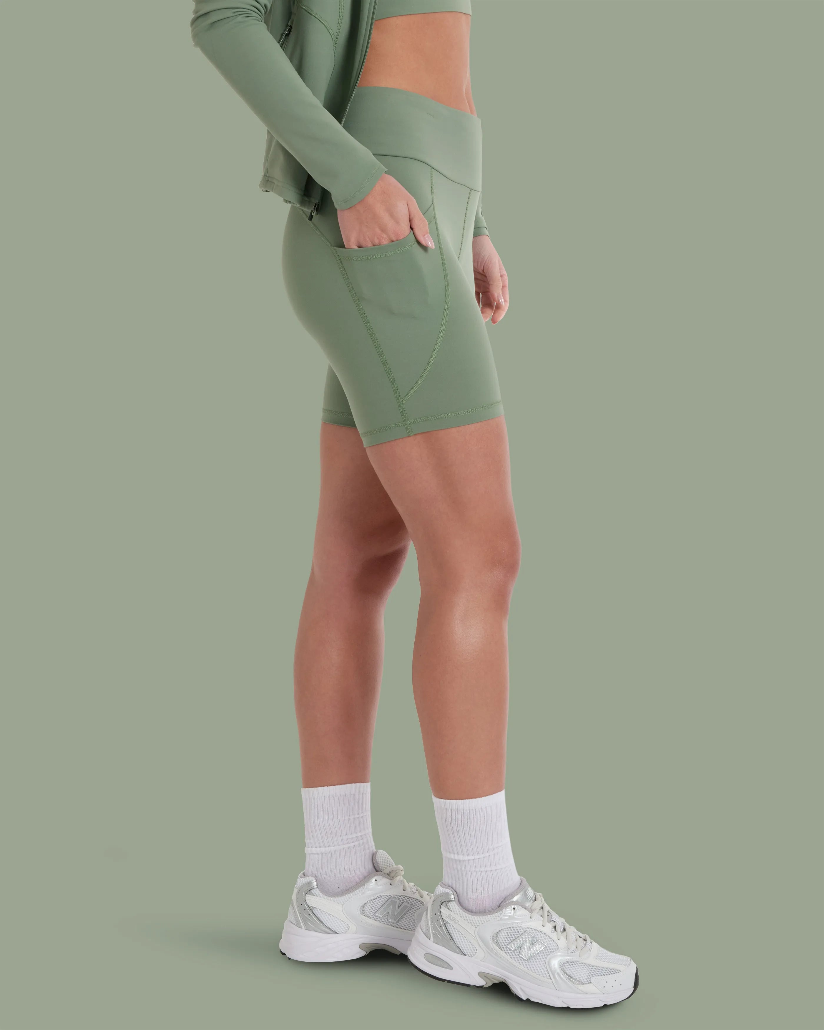 SLATE GREEN