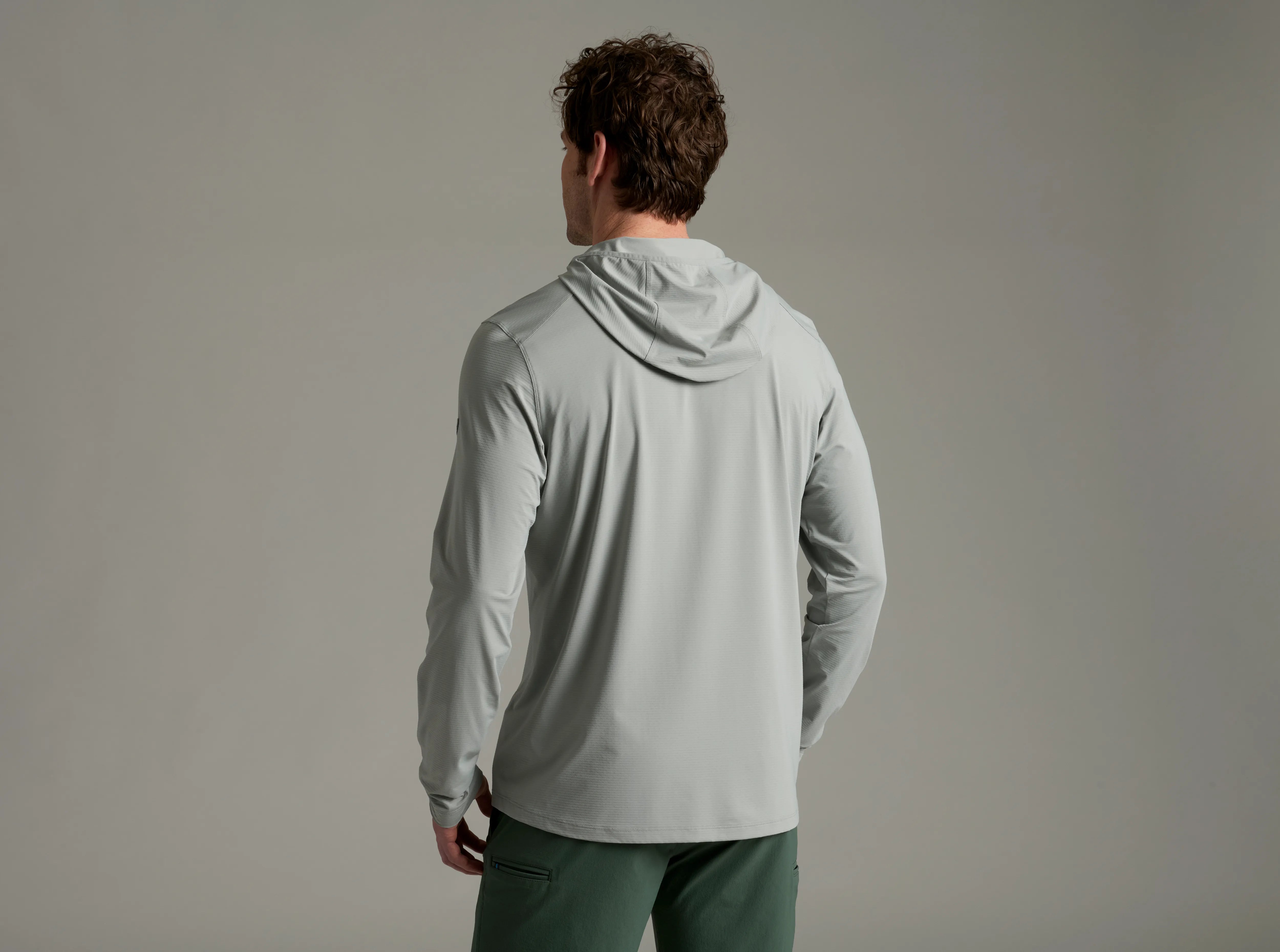 CLOUD GRAY