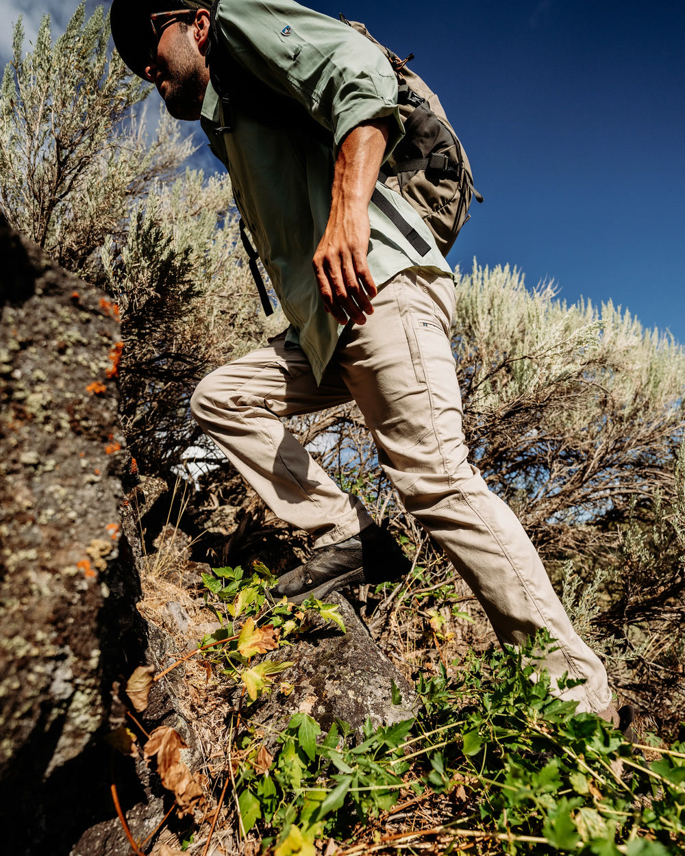 KHAKI